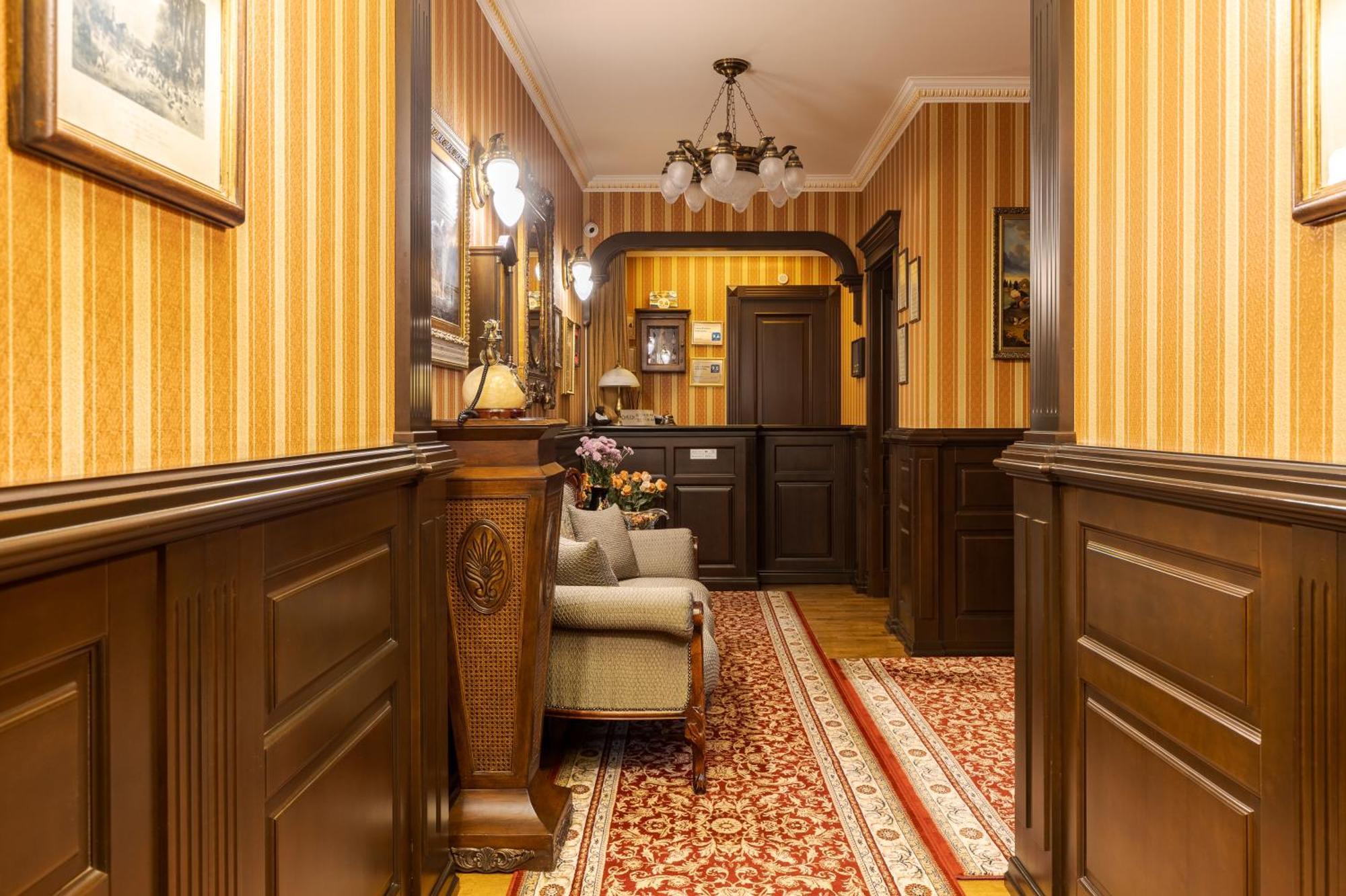 Luxury Boutique Andreevskiy Lviv Eksteriør billede